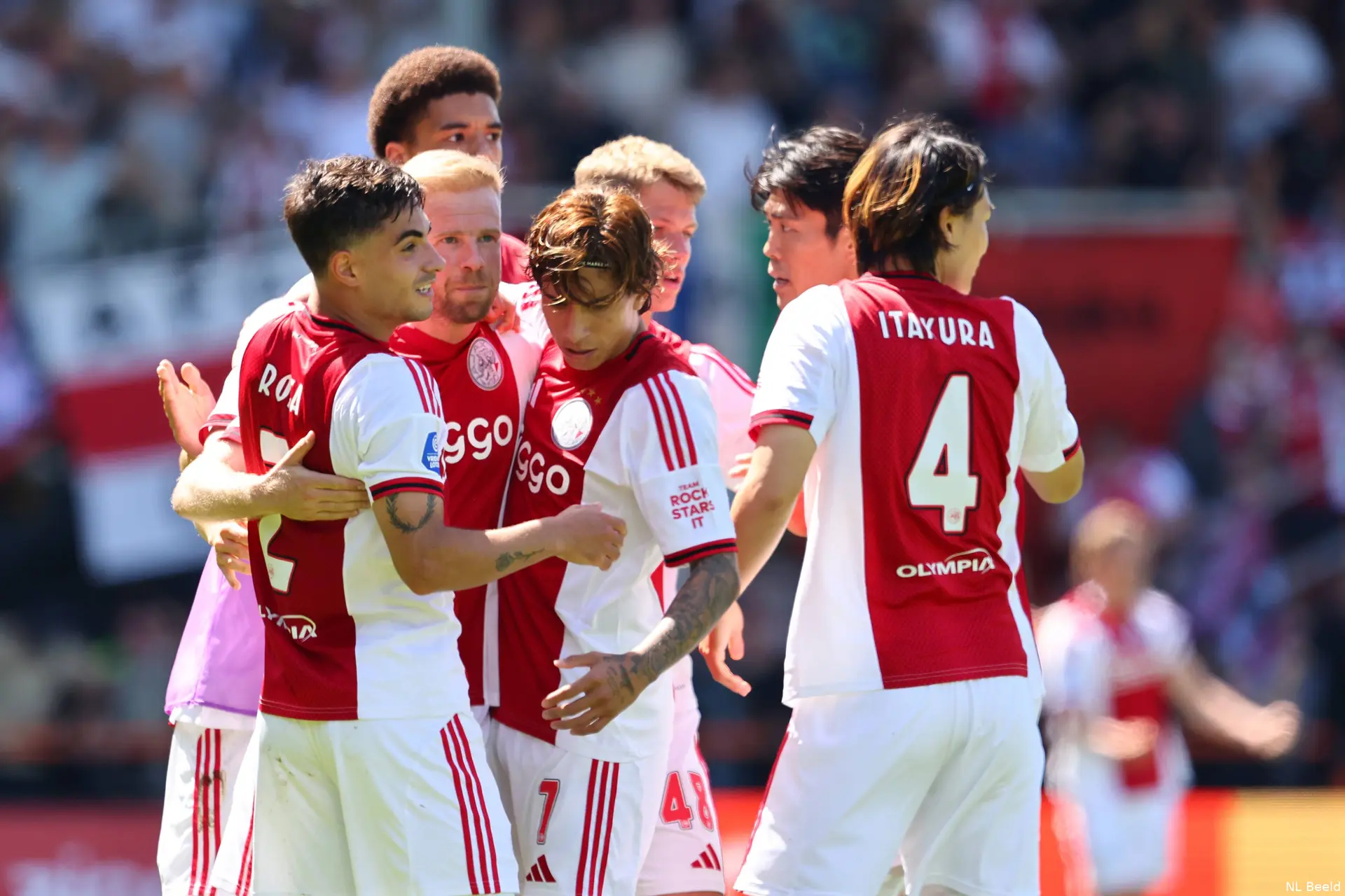 Ajax Showtime Hele Team