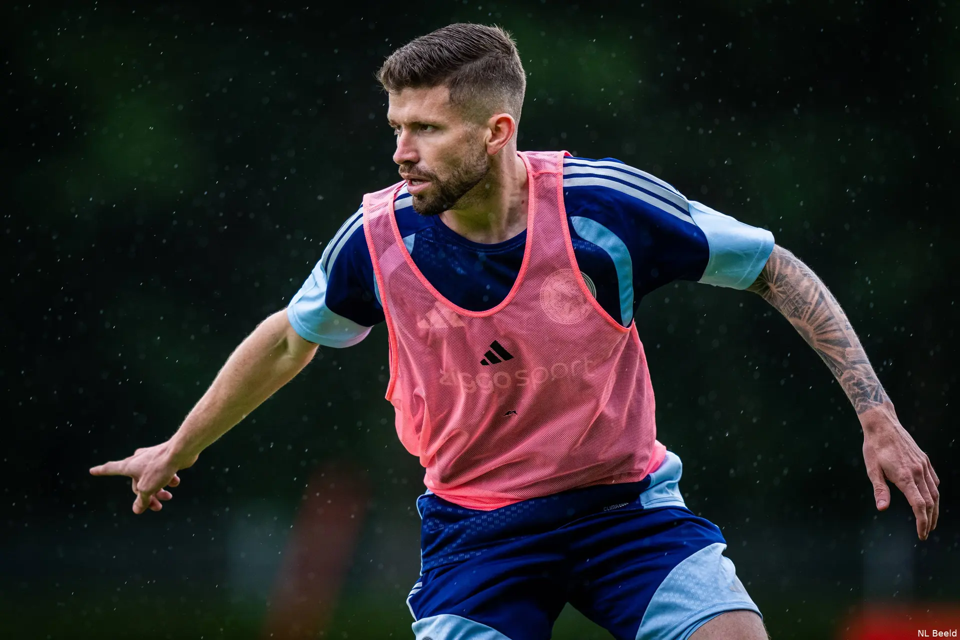 Ajax Showtime Caio Henrique