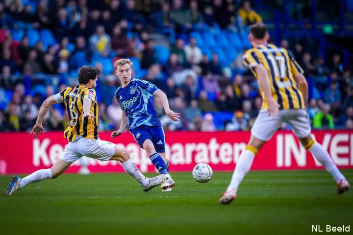 Ajax Showtime Tijn Peters Vitesse Jong Ajax