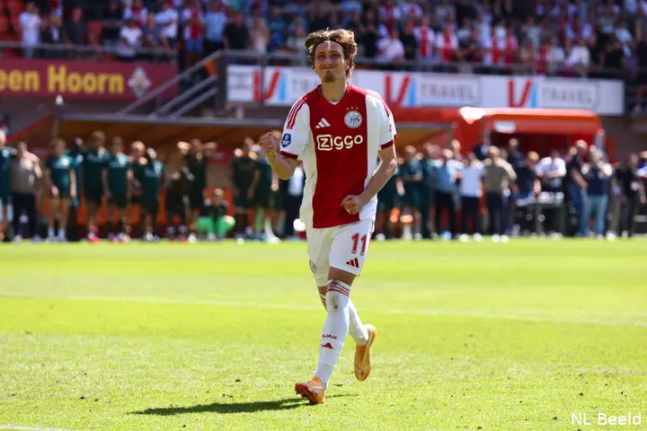 Ajax Showtime Mika Godts