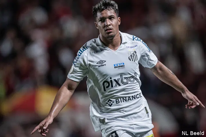 Ajax Showtime Marcos Leonardo