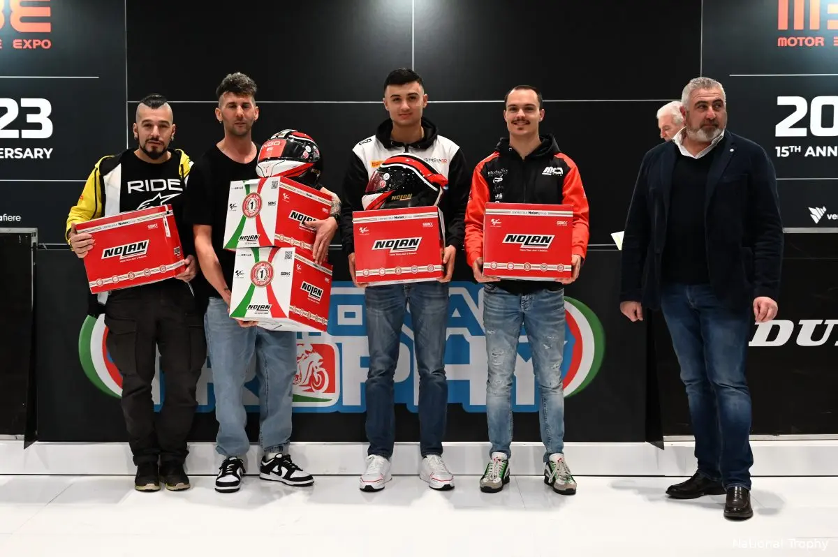 premiati al motor bike expo di verona i campioni del dunlop national trophy 2022 1200x798 1