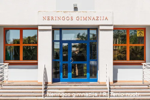 Neringos gimnazija, R. Tenio nuotr.