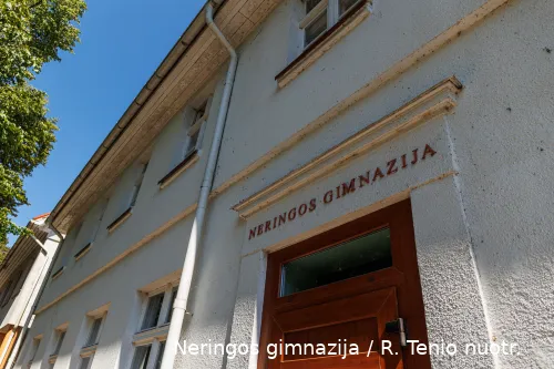 Neringos gimnazija / R. Tenio nuotr.