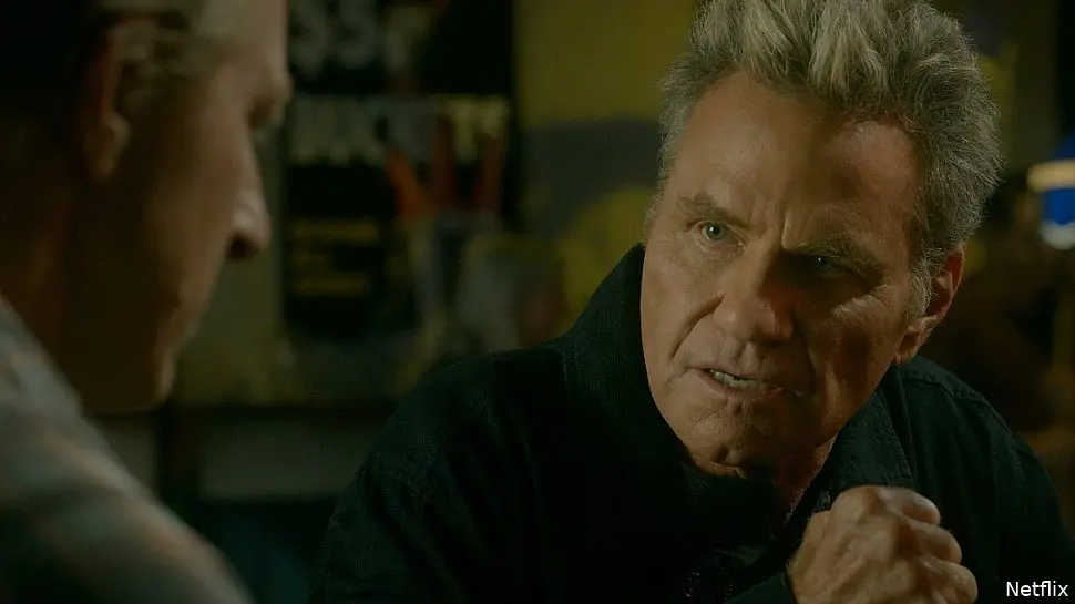 cobrakai season3 00 23 19 07rf1662725567