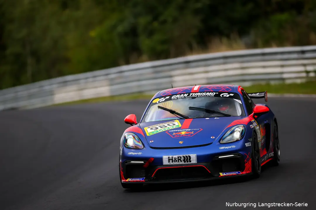 max-verstappen-franz-hermann-gt4-nordschleife-13 september