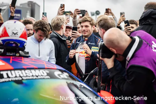 max-verstappen-franz-hermann-gt4-nordschleife-13 september