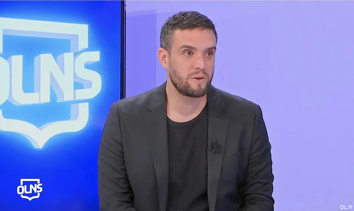 l ol revele le nom du nouveau patron du centre de formation ol 378035