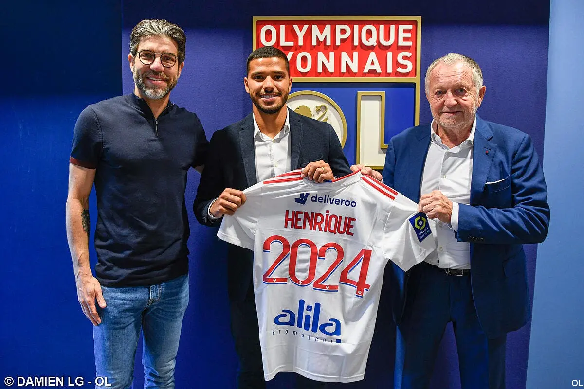 ol henrique silva un vrai guerrier a signe a lyon ol 317935