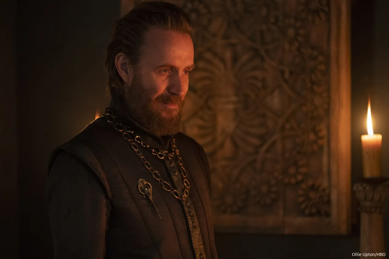 rhys ifans as otto hightowerf1649836018