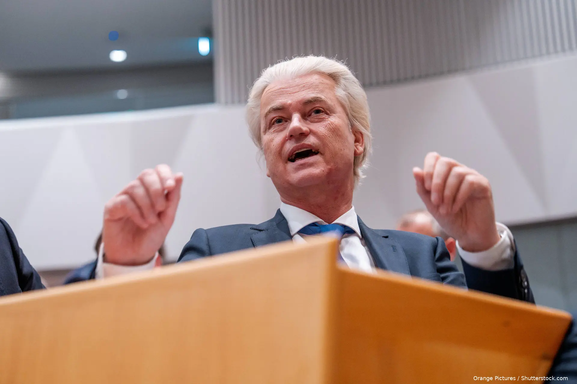 shutterstock 2607620037
