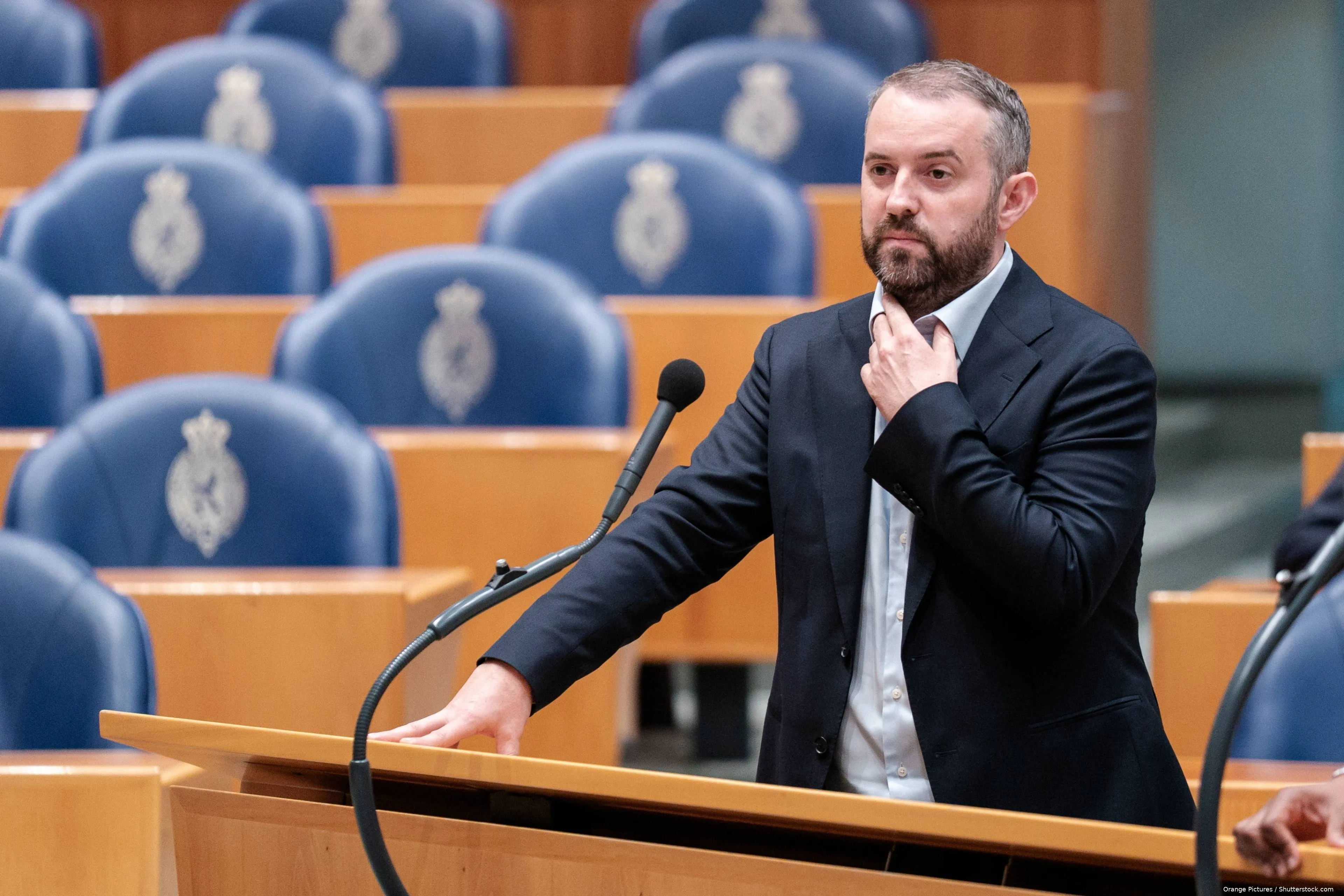 shutterstock_2634172351