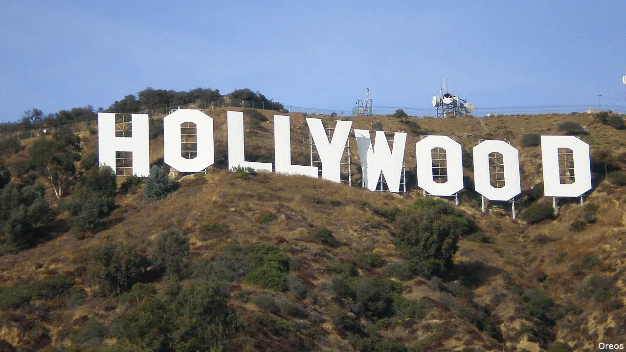 hollywood signf1689329463
