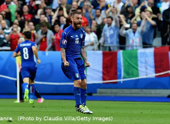 de rossi esulta 2 italia spagna