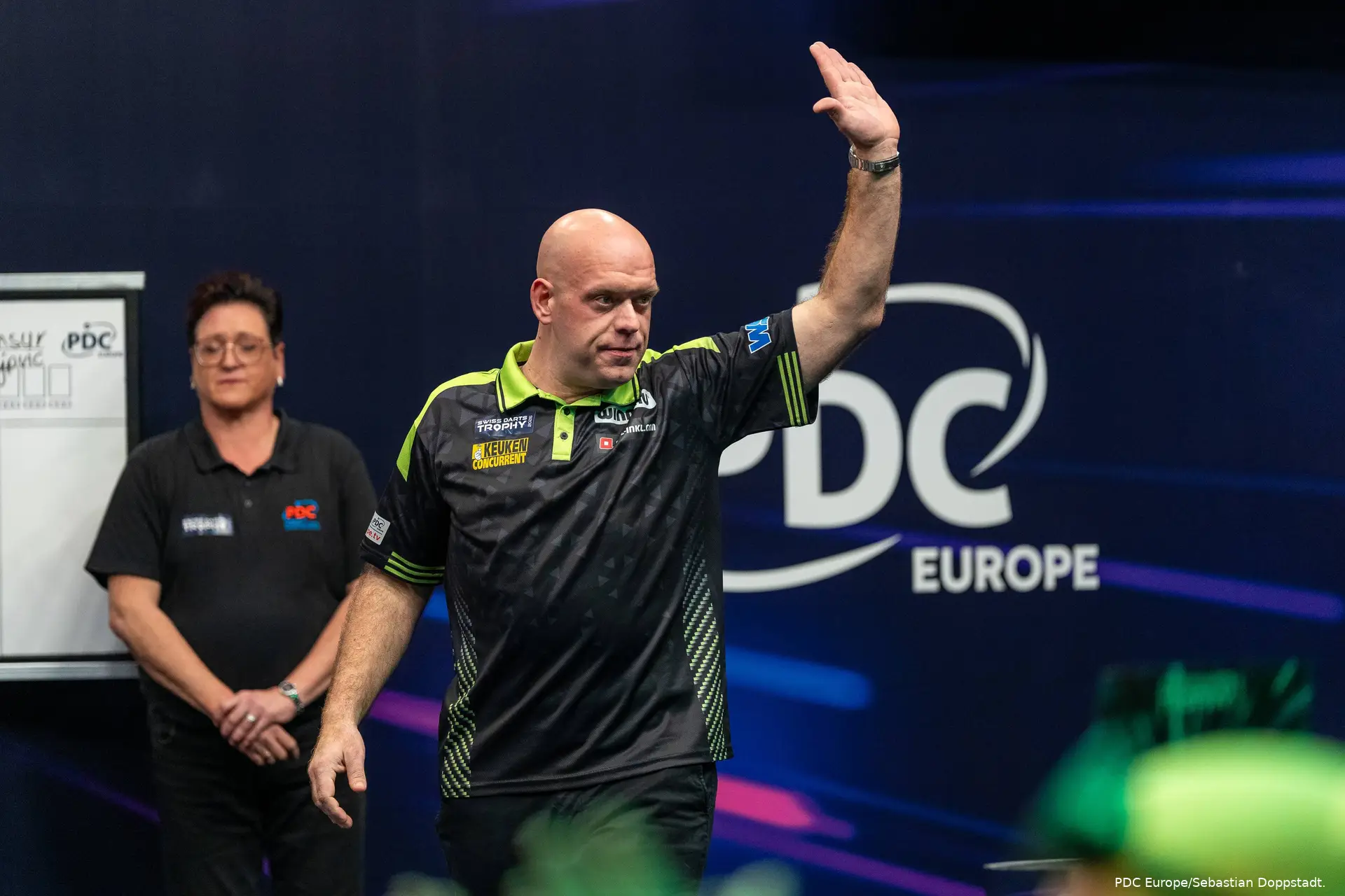 PDCE_ET14_SA405_van_Gerwen-Suljovic-08