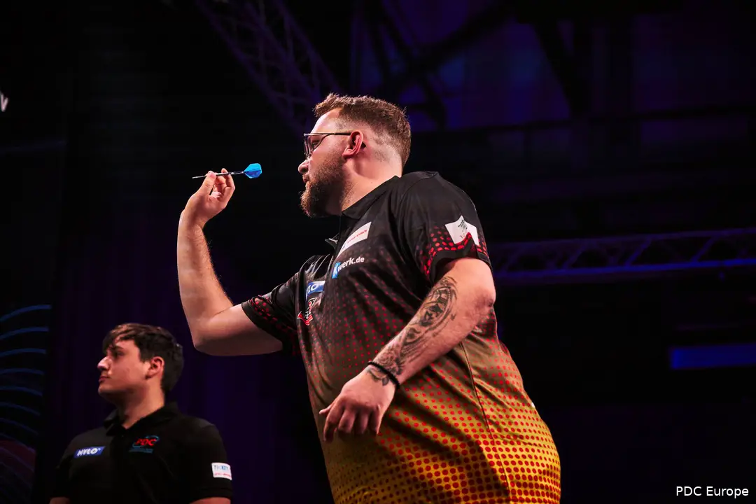 Weber reached the quarter-finals in his PDC Europe Super League debut