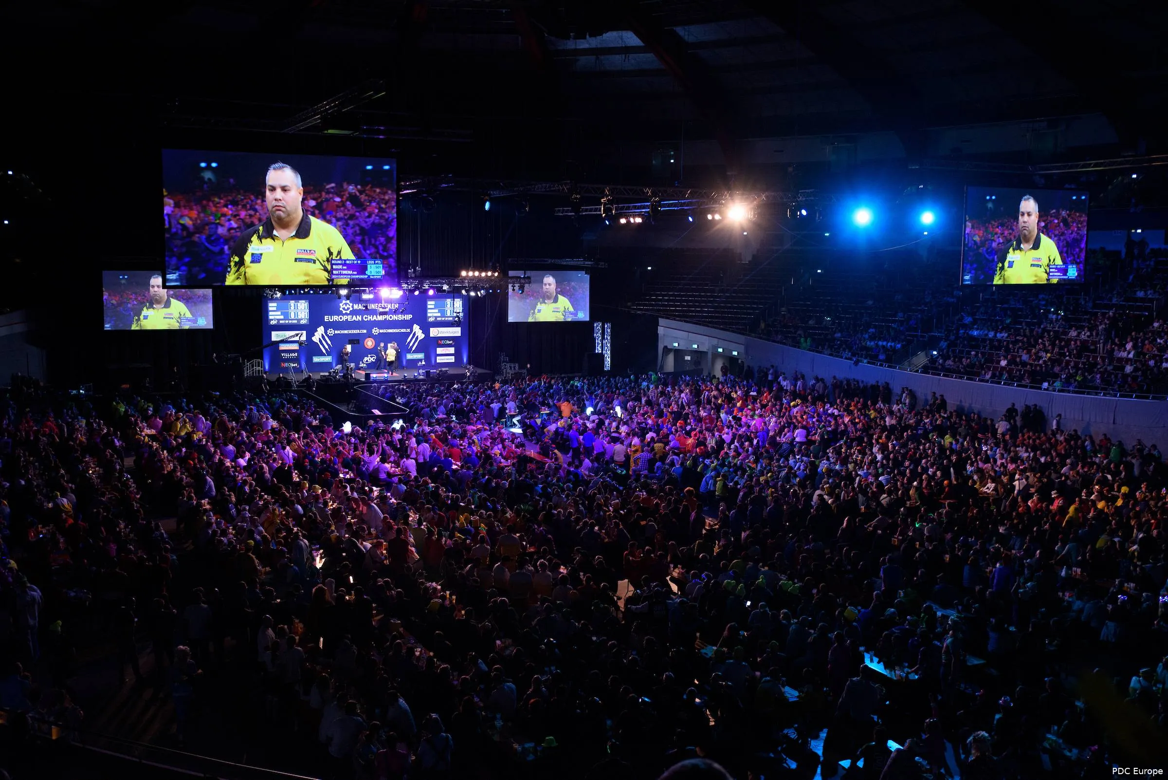 European Championship Crowd_2