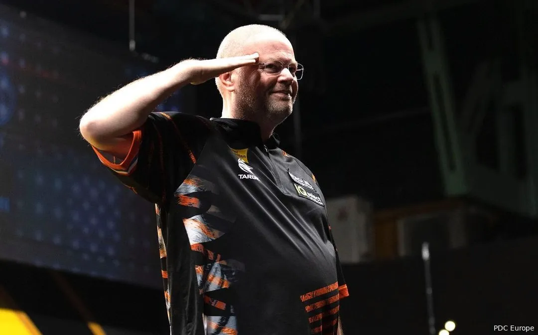 Raymond van Barneveld R1 GDGP22