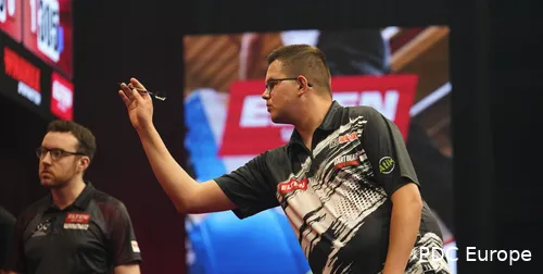 Gian van Veen in action