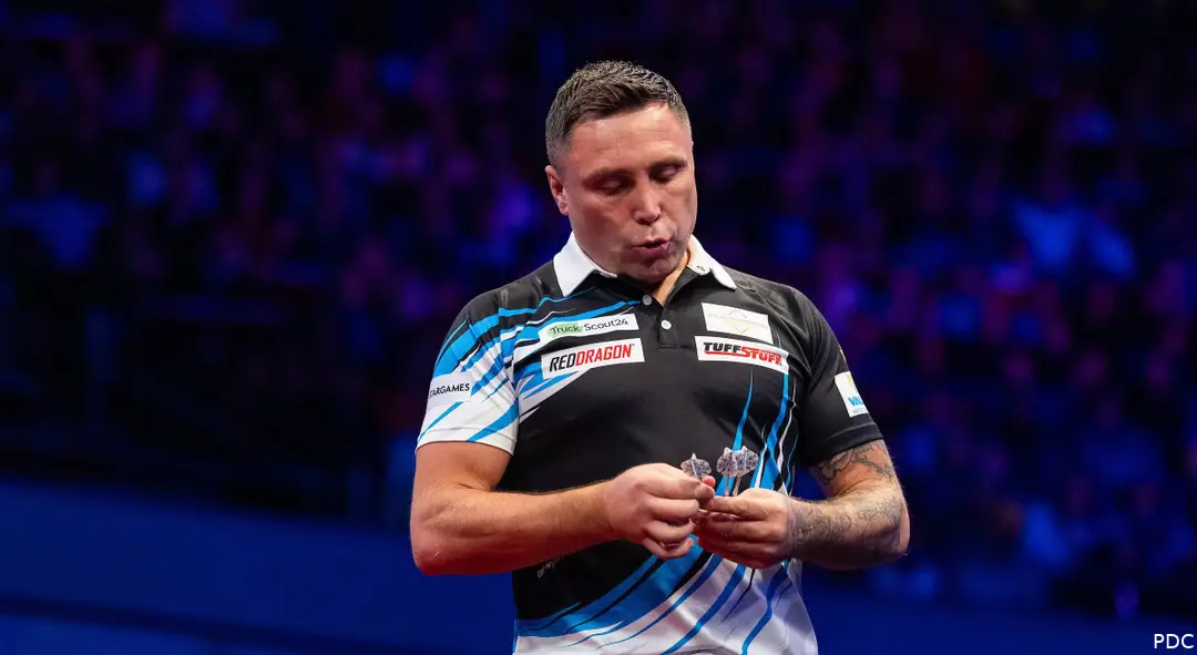 Gerwyn Price atmet durch.