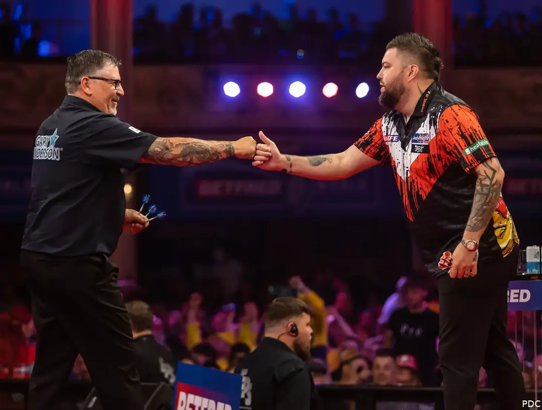 Gary Anderson neemt het in de openingsronde van de World Grand Prix op tegen Michael Smith