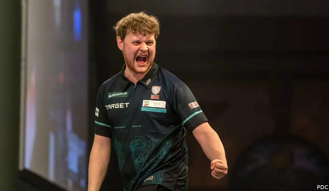 Kevin Doets neemt het in de derde ronde van het WK Darts op tegen Krzysztof Ratajski