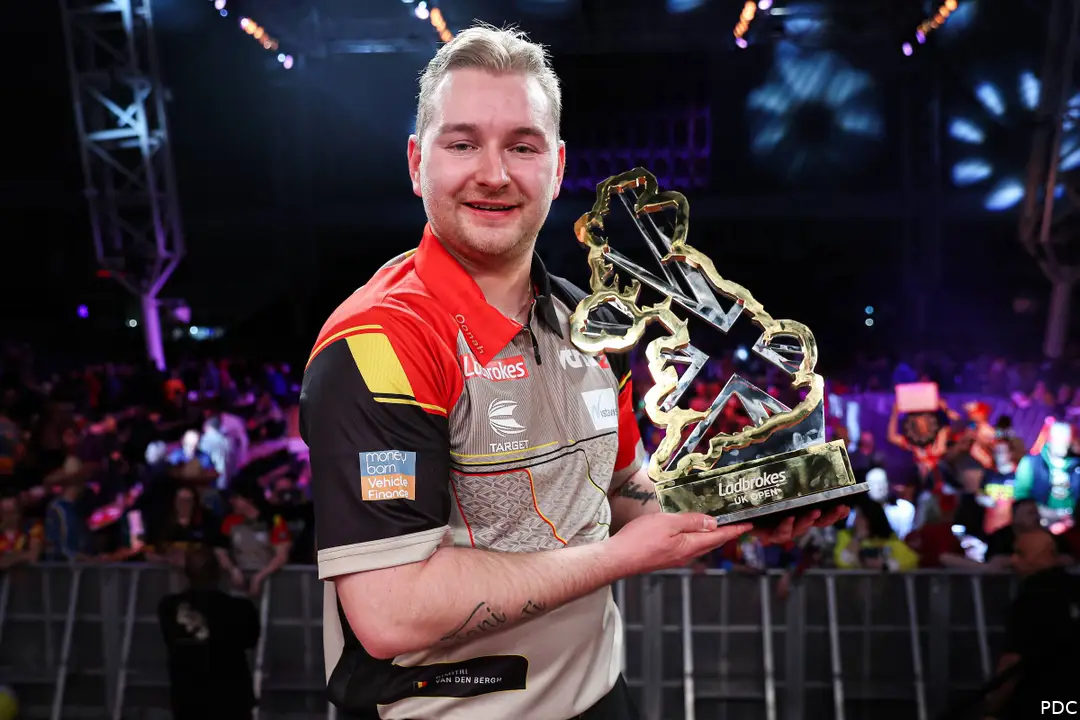 Dimitri van den Bergh is de titelverdediger op de UK Open