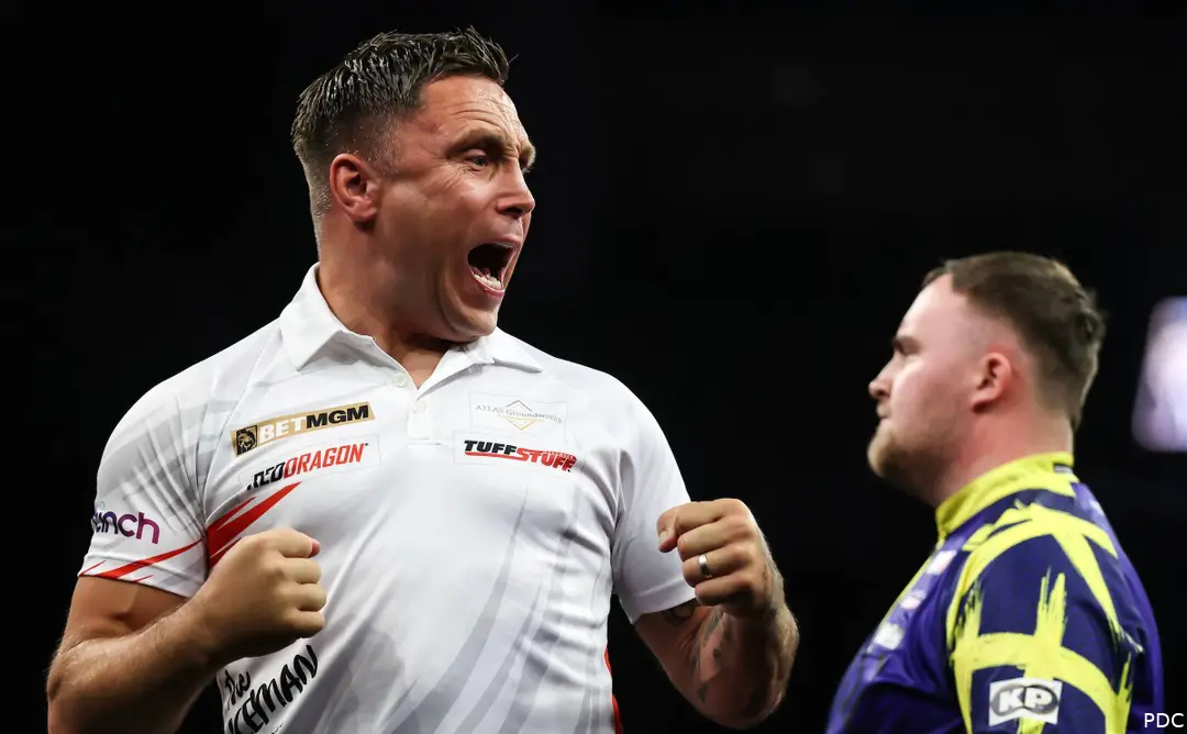 Gerwyn Price brult richting het publiek