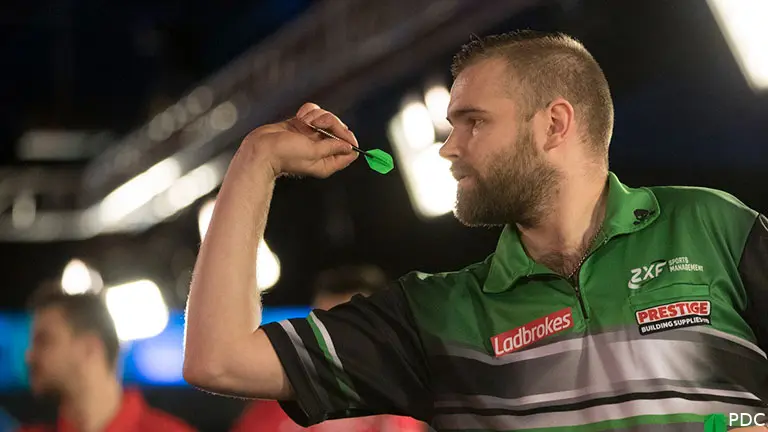 Adam Huckvale darts
