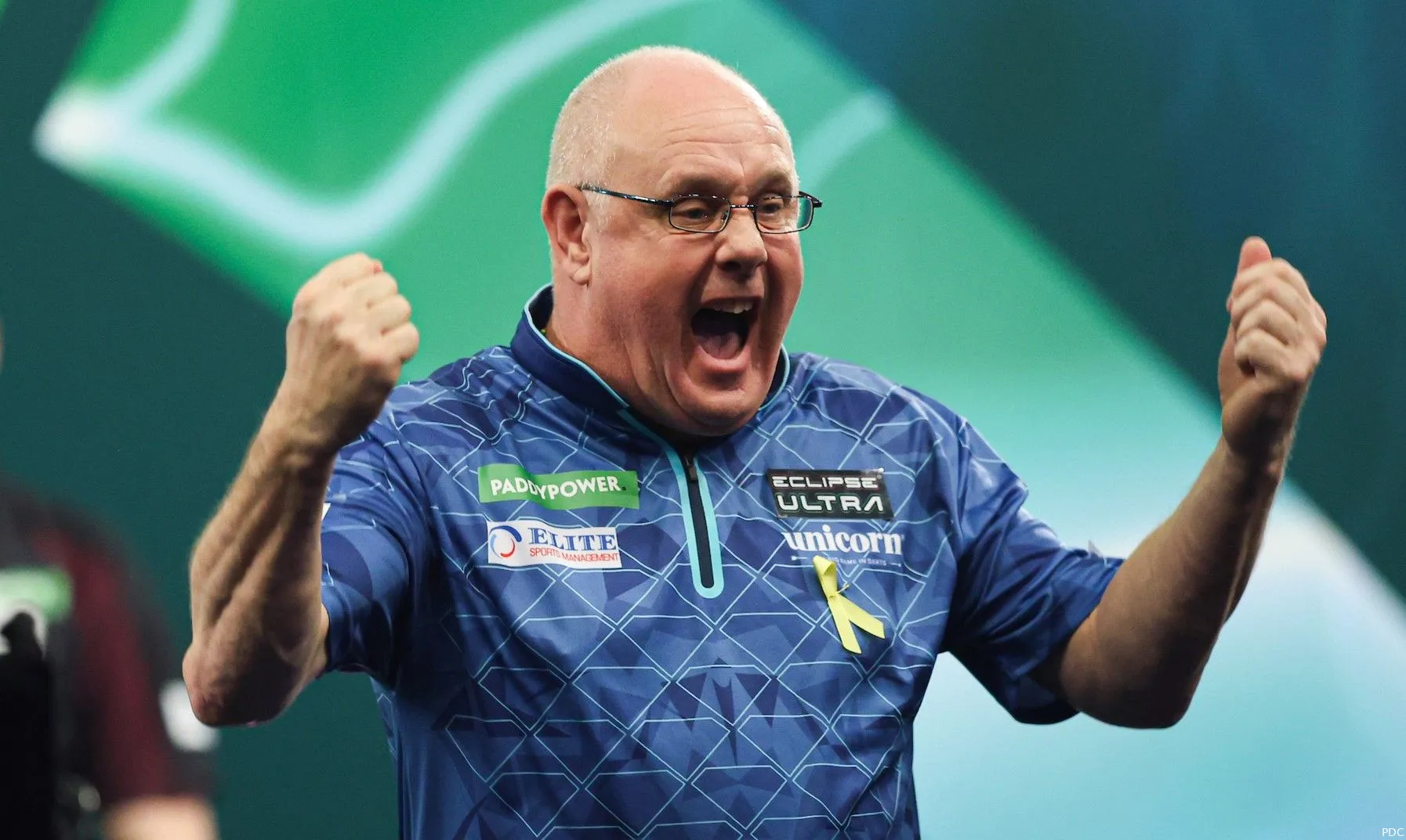 "He's Runcorn's number two, I'm number one!" Ian White brings