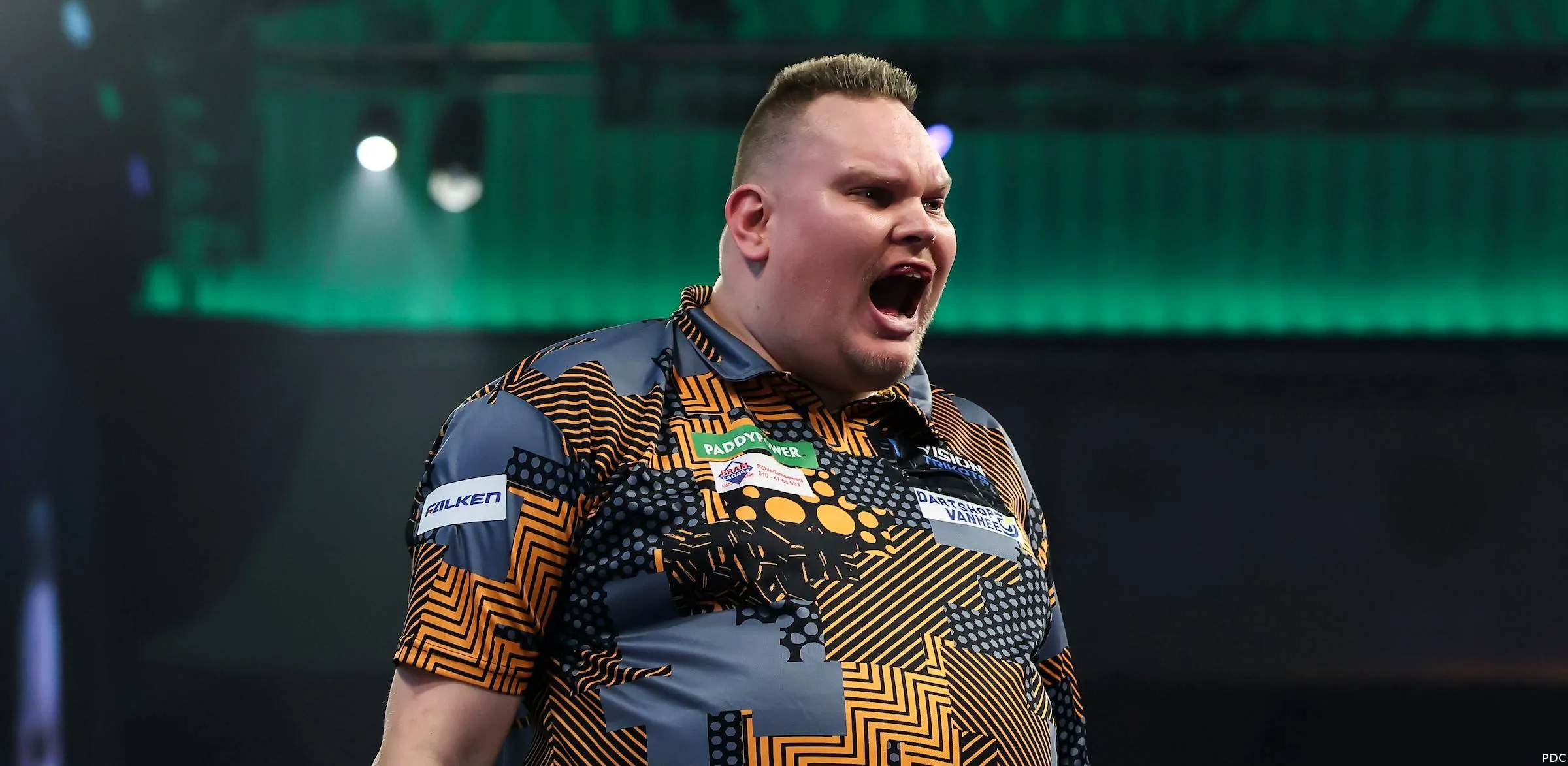 Wesley Plaisier celebrates after his victory