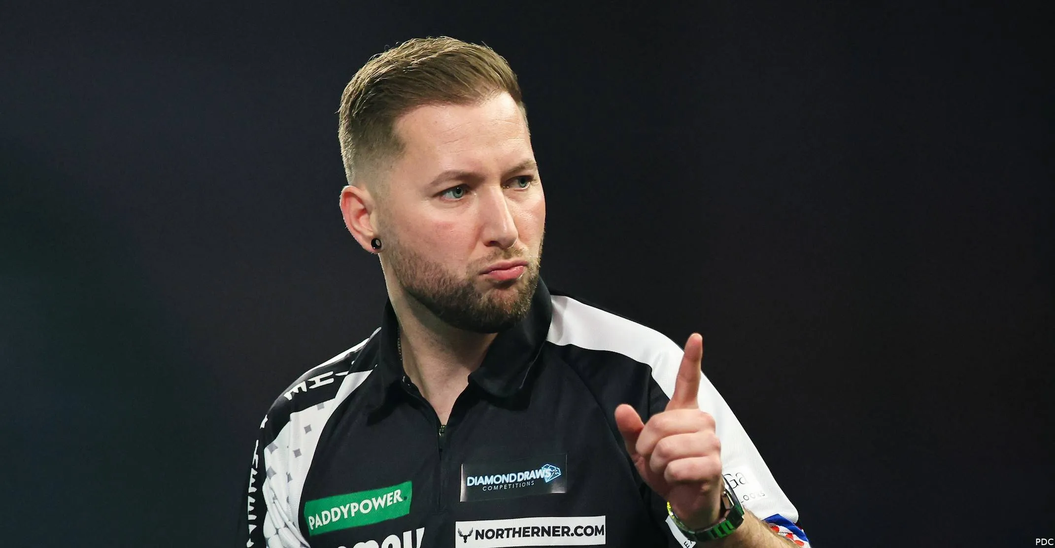 Danny Noppert in actie op het voorbije WK Darts