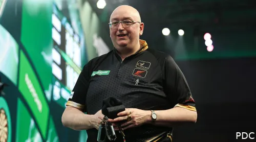 Andrew Gilding is in the last 32 at the World Darts Championship for the first time in his career
