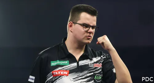 Gian van Veen pumps his fist