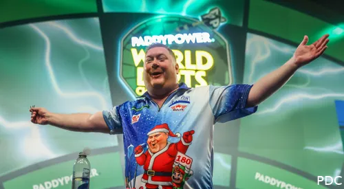 Ricky Evans greets the crowd