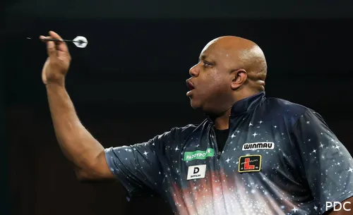Leonard Gates competing at PDC World Darts Championship