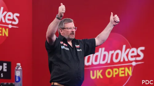 James Wade gives a thumbs-up