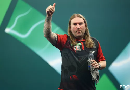 Ryan Searle gives a thumbs-up to the crowd.