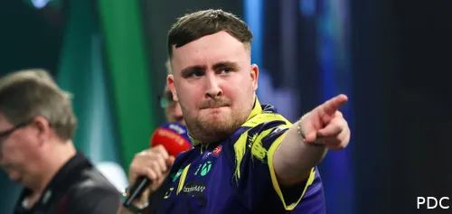 Könnte als erst vierter Spieler der PDC-Historie seinen WM-Titel verteidigen: Luke Littler