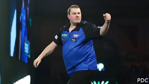 Andy Baetens ballt die Faust