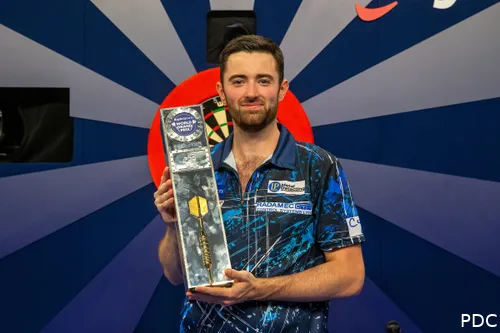 Luke Humphries schreef in 2023 de World Grand Prix op zijn naam