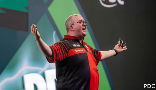 Keert Stephen Bunting na tien jaar weer definitief terug in de beste dartscompetitie ter wereld?