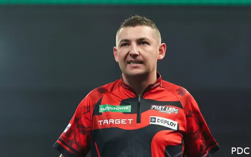 Nathan Aspinall op het podium