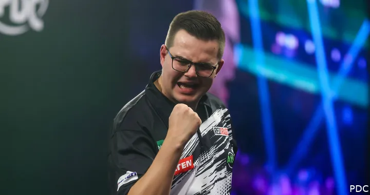 Gian van Veen pumps his fist