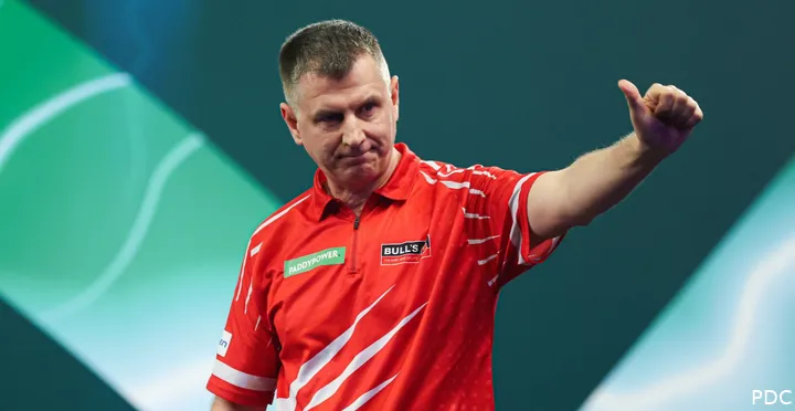 Krzysztof Ratajski gives a thumbs-up to the crowd