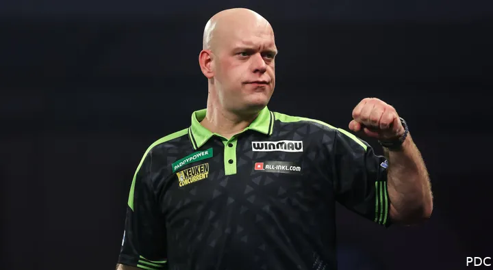 Michael van Gerwen pumps his fist