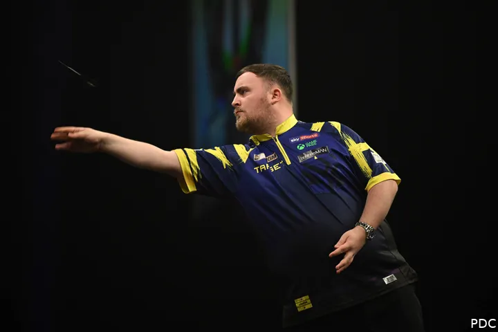 Luke Littler in action