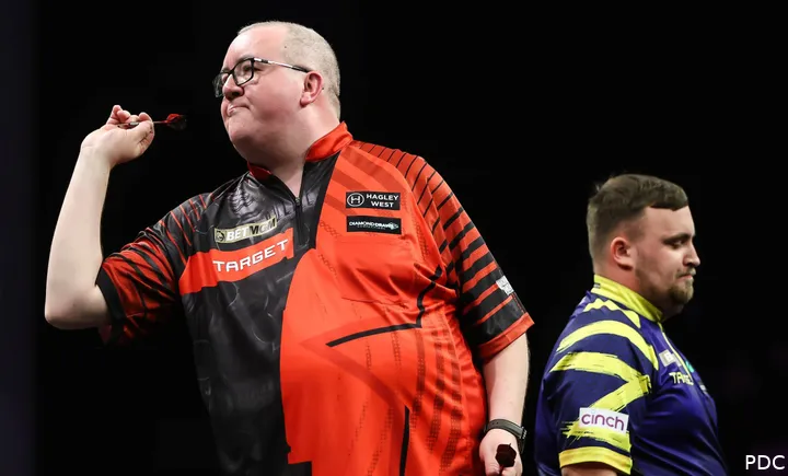 Stephen Bunting and Luke Littler during their match on night 10 of the 2026 Premier League Darts in Brighton