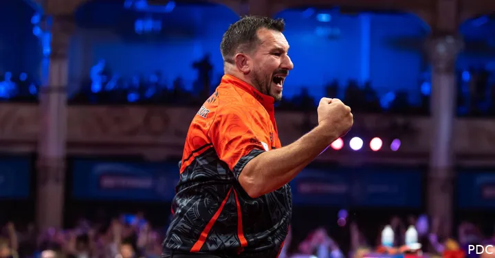 Erst zum zweiten Mal in seiner Karriere überstand Jonny Clayton die erste Runde beim World Matchplay