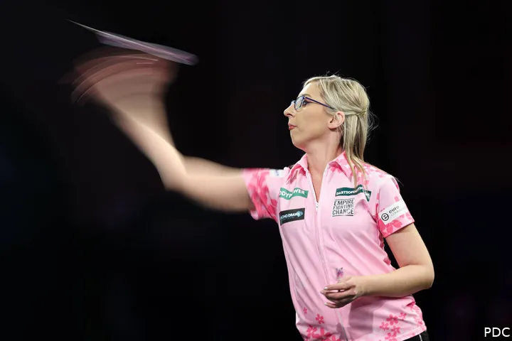 Fallon Sherrock freut sich auf ihr Debüt bei der International Pairs Week der MODUS Super Series, wo sie gemeinsam mit Steve Beaton für England antritt